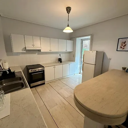 Apartment With Garden In Rafina Pikermion Exterior photo