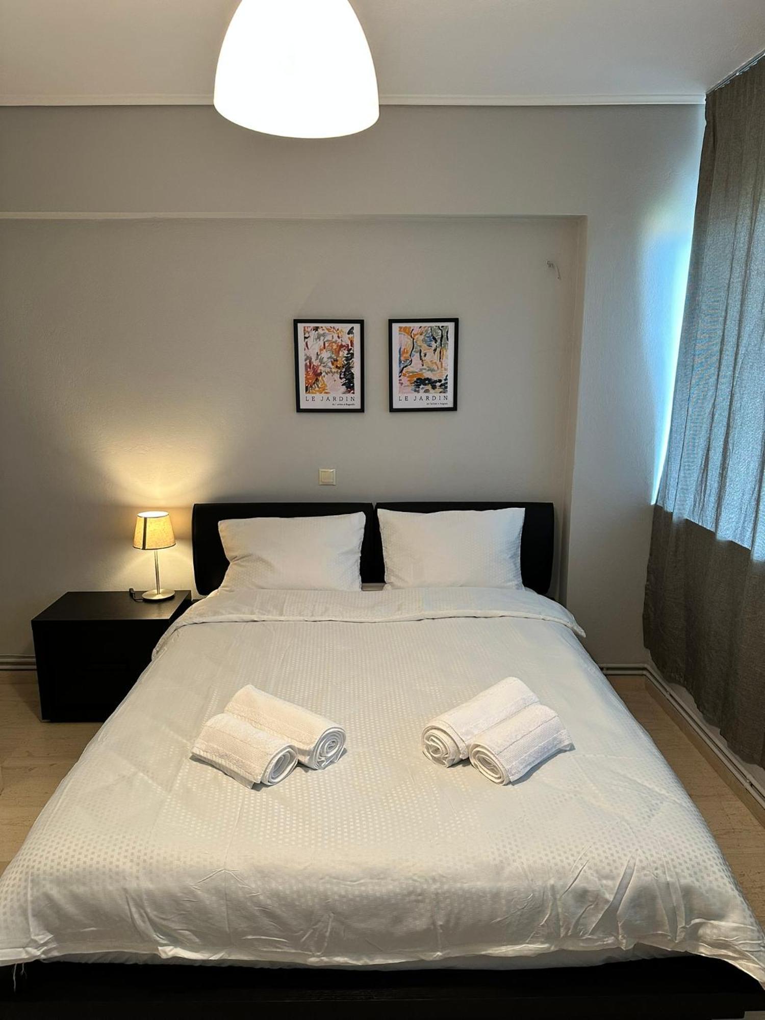 Apartment With Garden In Rafina *