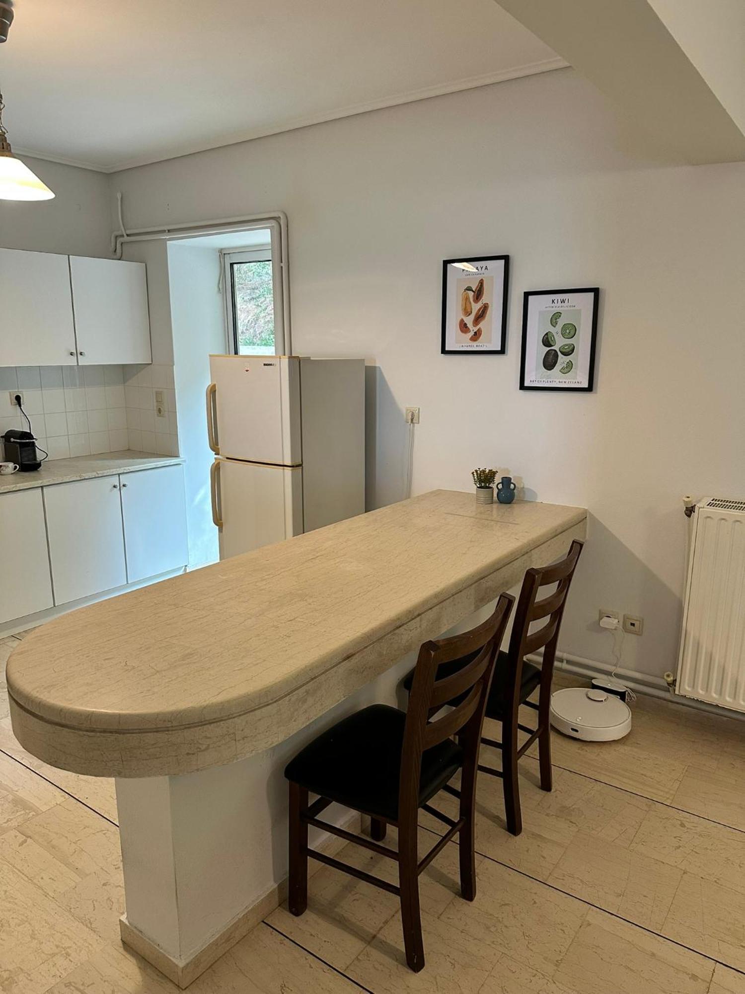 Apartment With Garden In Rafina