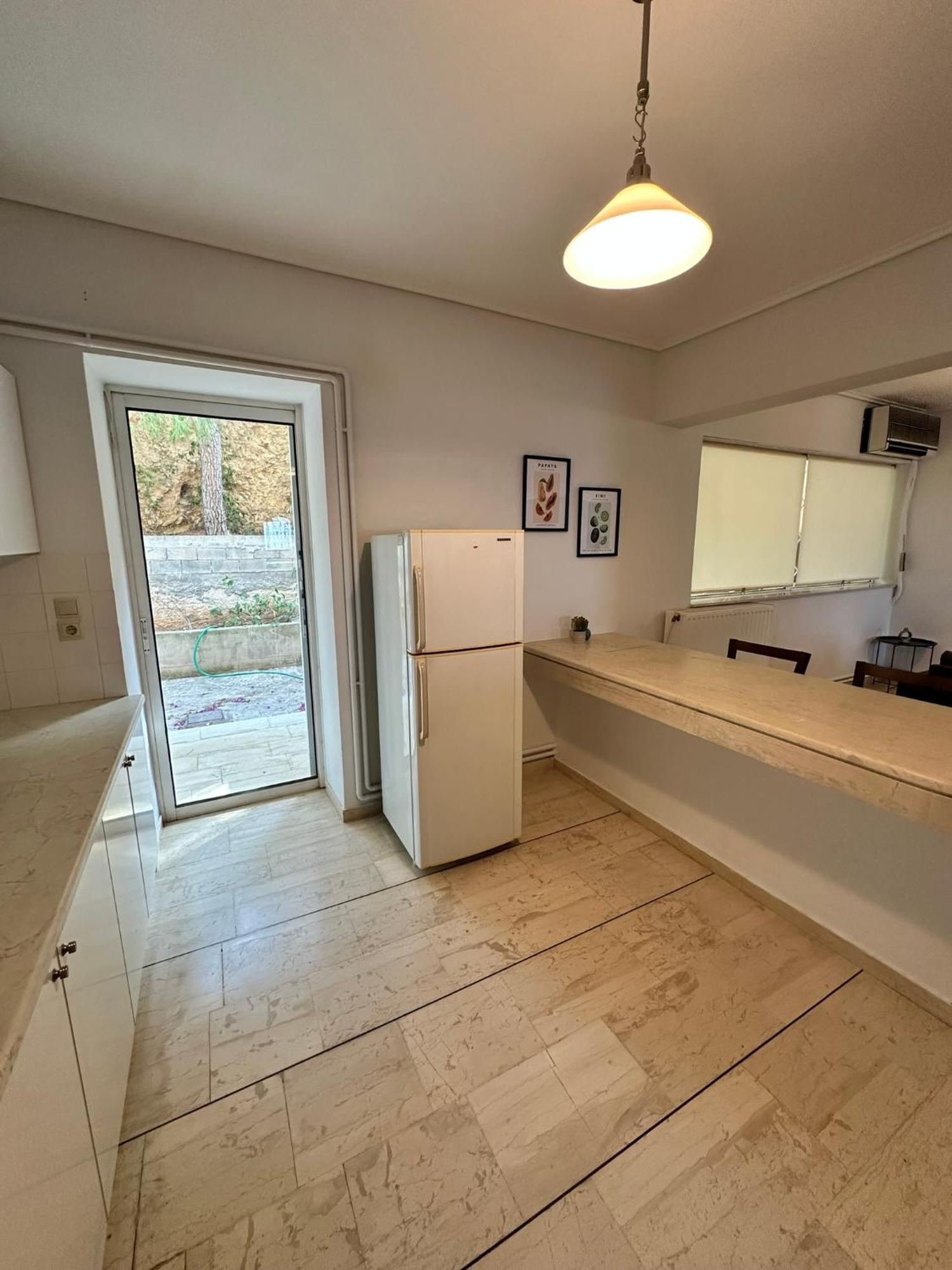 Apartment With Garden In Rafina Pikermion